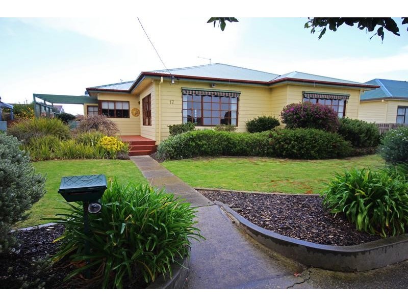 17 North Street, Devonport TAS 7310