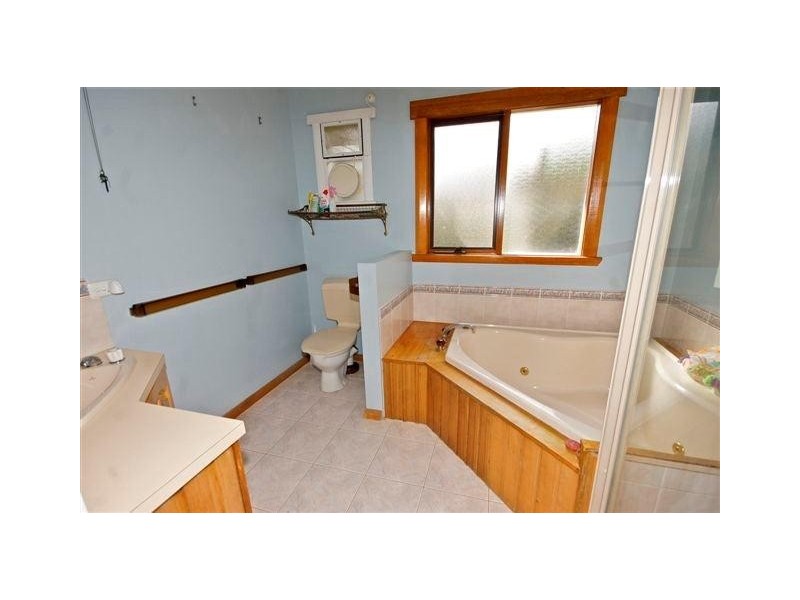 254 Steele Street, Devonport TAS 7310