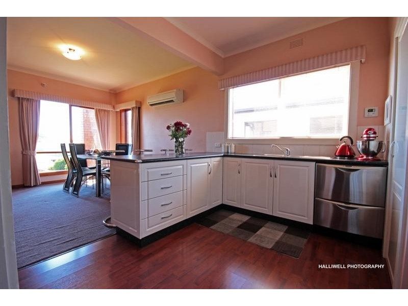 25 George Street, Devonport TAS 7310