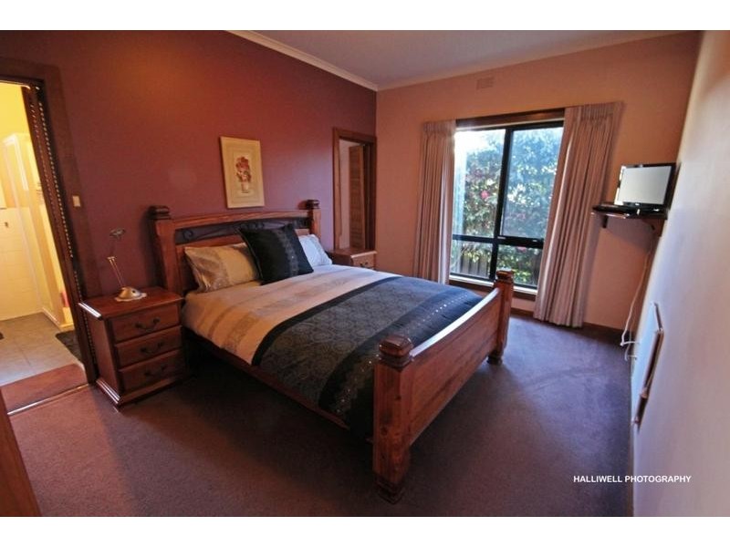 25 George Street, Devonport TAS 7310