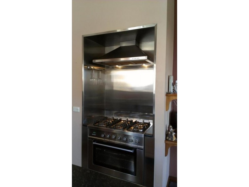 25 George Street, Devonport TAS 7310