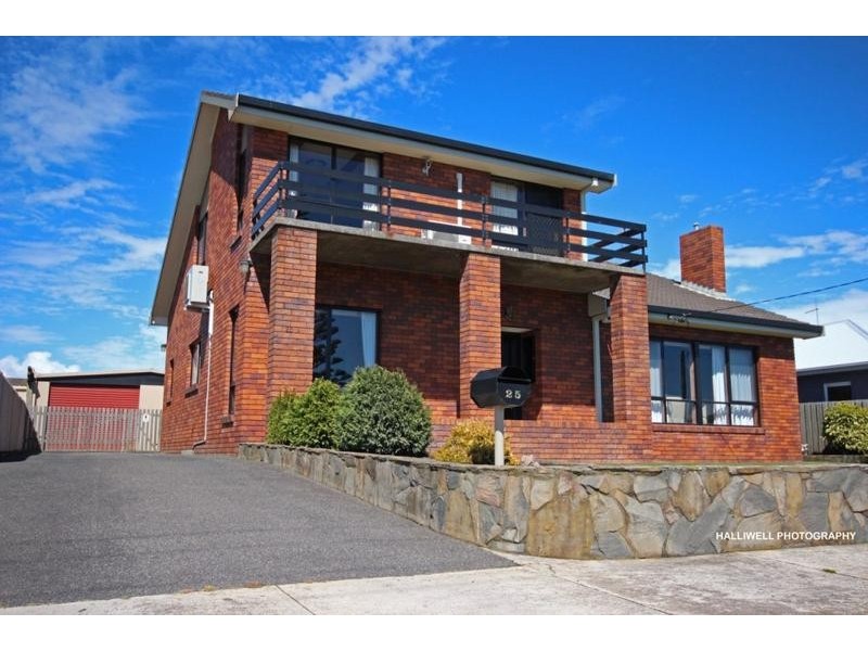 25 George Street, Devonport TAS 7310