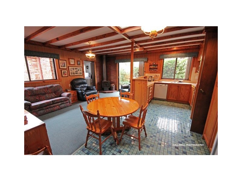 32 Coomera Crescent, Miandetta TAS 7310