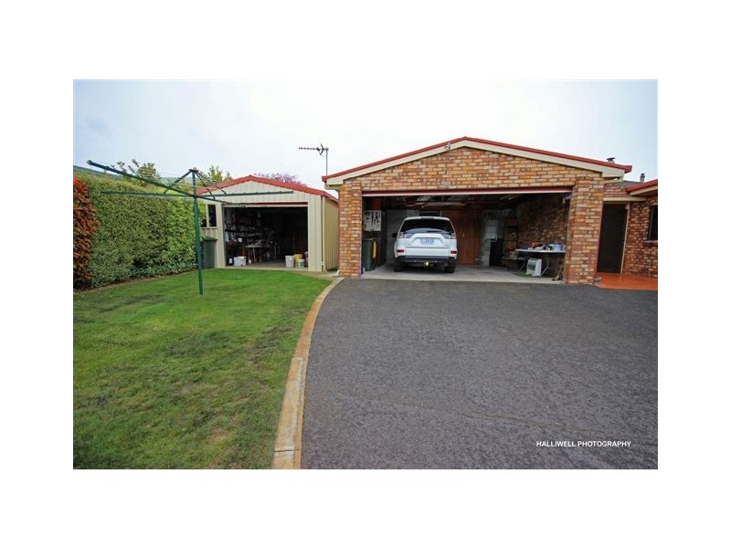 32 Coomera Crescent, Miandetta TAS 7310