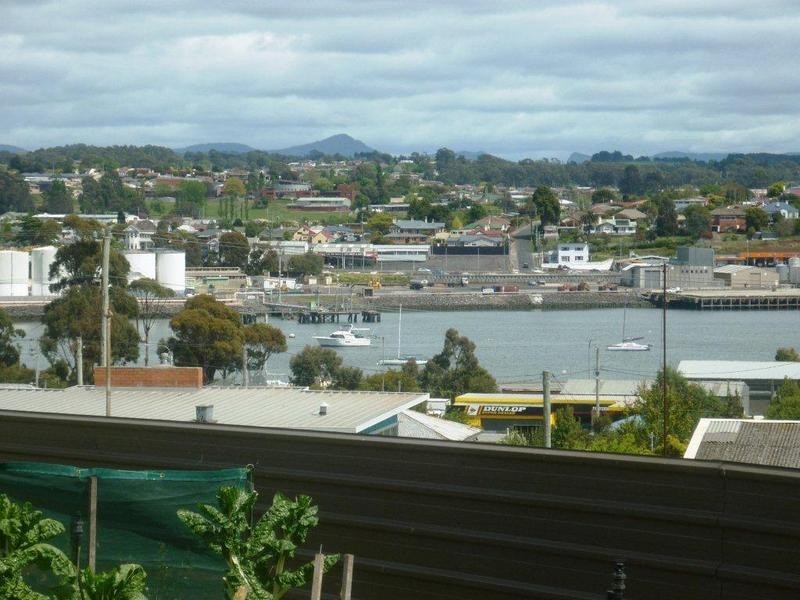 128 Mary Street, East Devonport TAS 7310