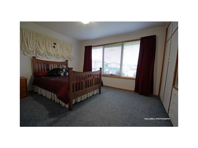 1 Maple Avenue, Devonport TAS 7310