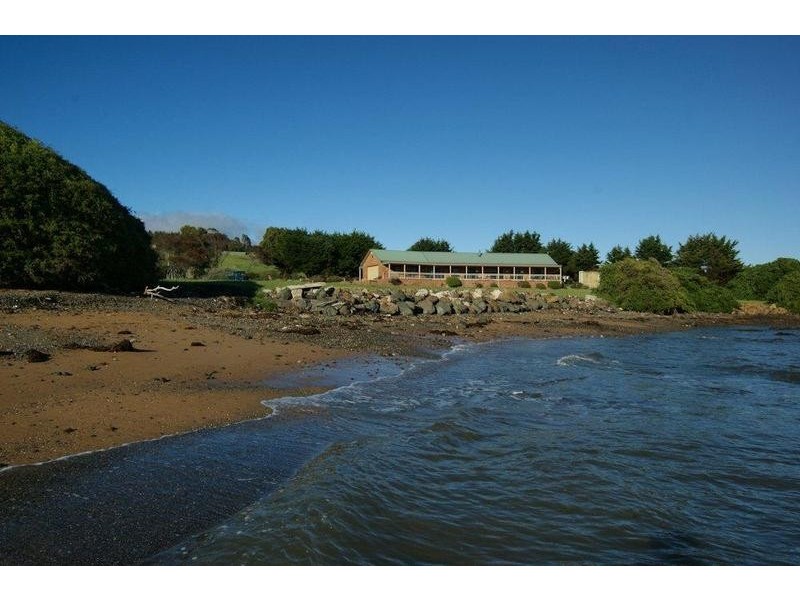 650 Penguin Road, Penguin TAS 7316
