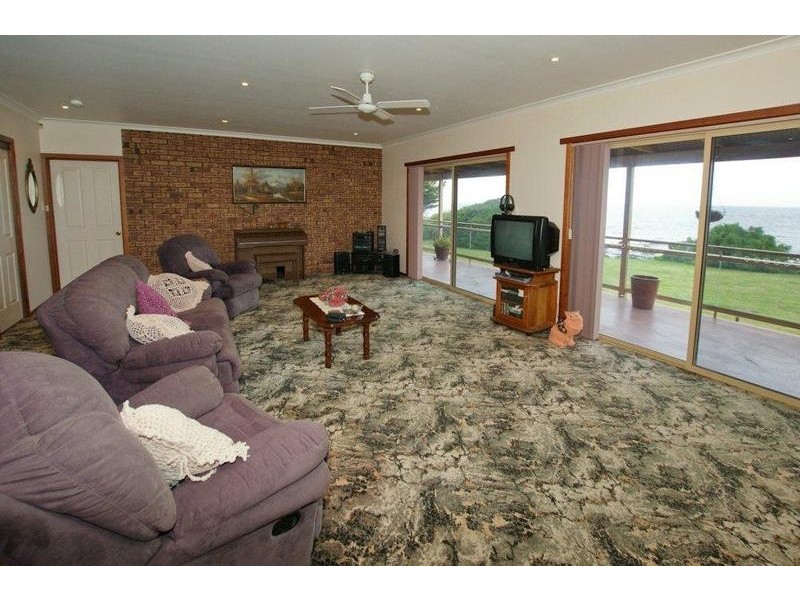 650 Penguin Road, Penguin TAS 7316