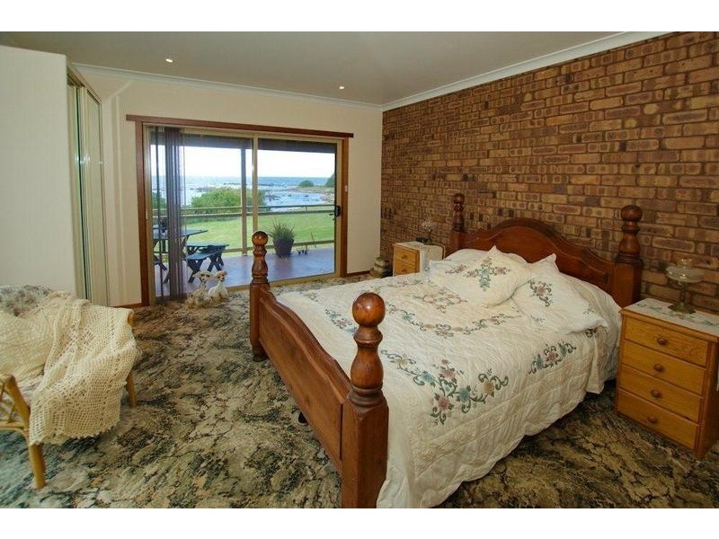 650 Penguin Road, Penguin TAS 7316