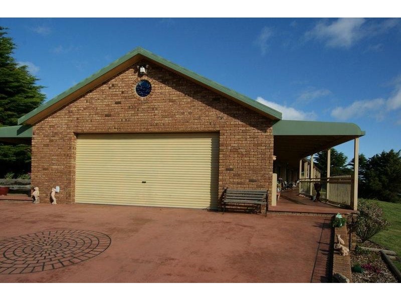 650 Penguin Road, Penguin TAS 7316