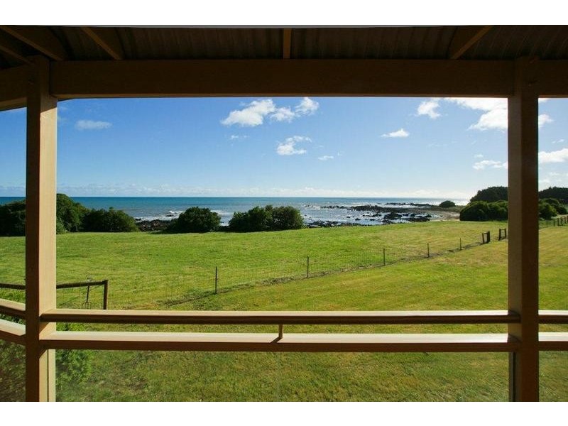 650 Penguin Road, Penguin TAS 7316