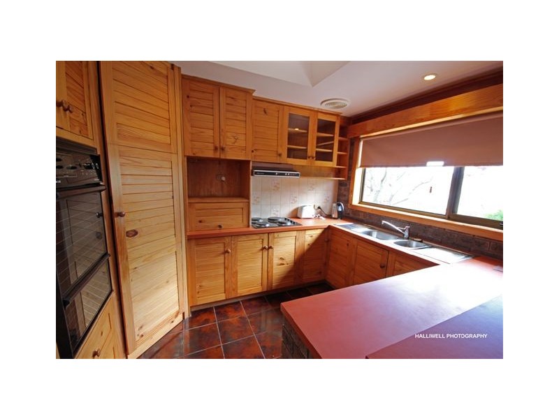 18 Highfield Road, Ambleside TAS 7310