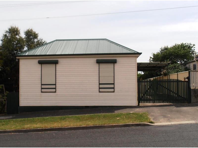 11 Thomas Street, East Devonport TAS 7310