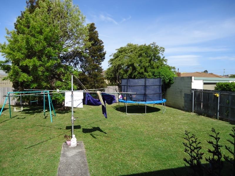 17 Boronia Avenue, Devonport TAS 7310