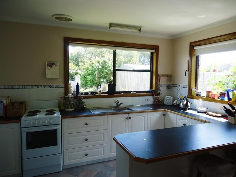 35 Turners Avenue, Turners Beach TAS 7315
