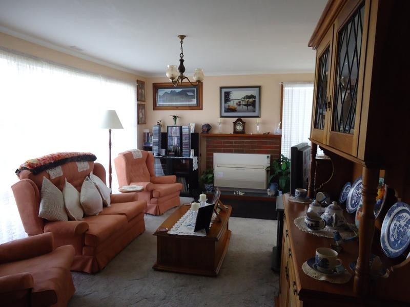 8 Valley Road, Devonport TAS 7310