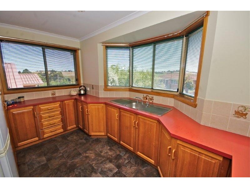 Unit 2/79 Sunbeam Crescent, Ambleside TAS 7310