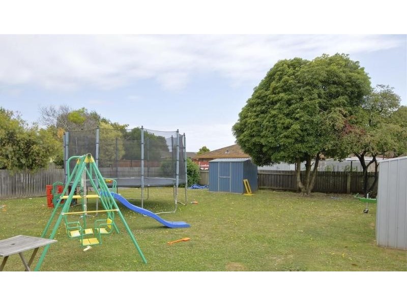 17 College Court, Devonport TAS 7310