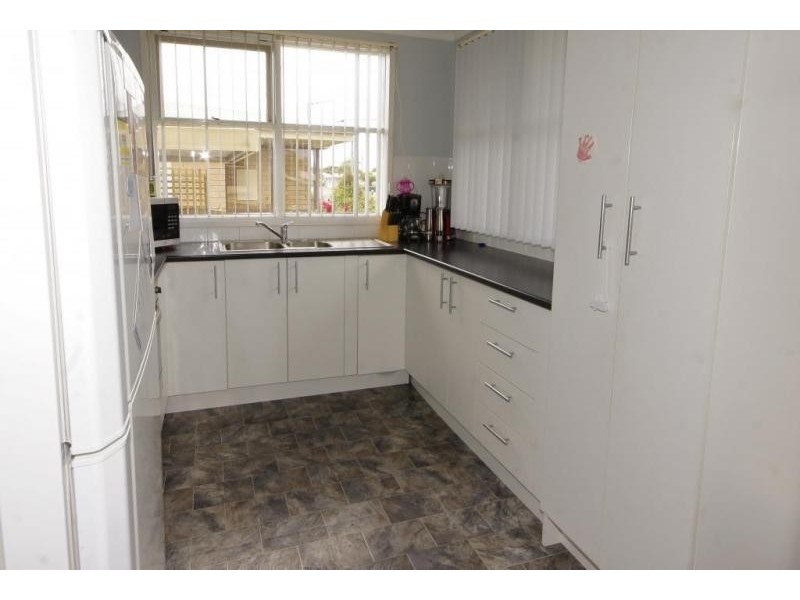 17 College Court, Devonport TAS 7310