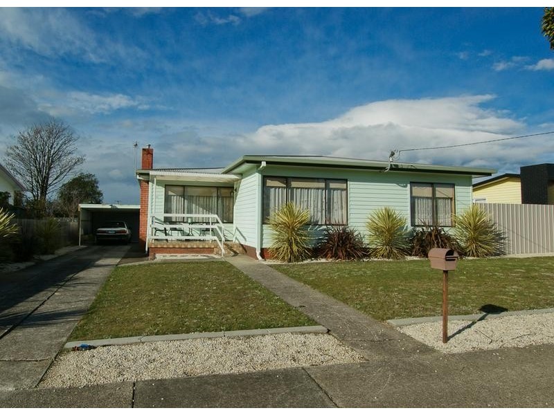27 Boronia Avenue, Devonport TAS 7310
