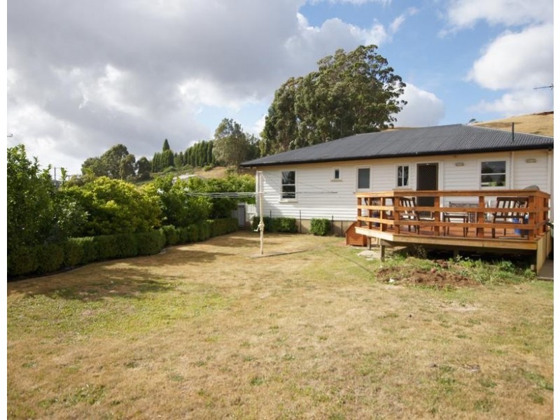 2 Chamberlain Street, Ulverstone TAS 7315