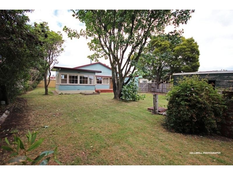 6 Smith Street, Devonport TAS 7310