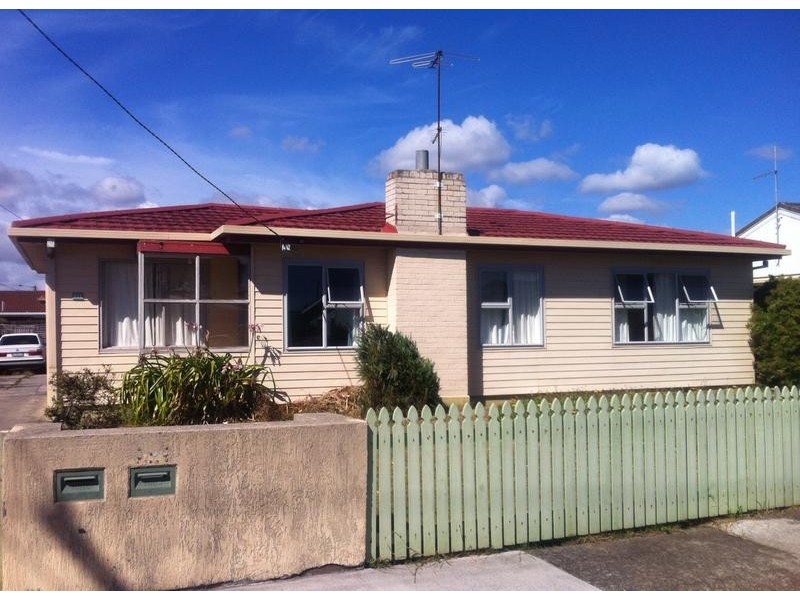 1/111 George Street, Devonport TAS 7310