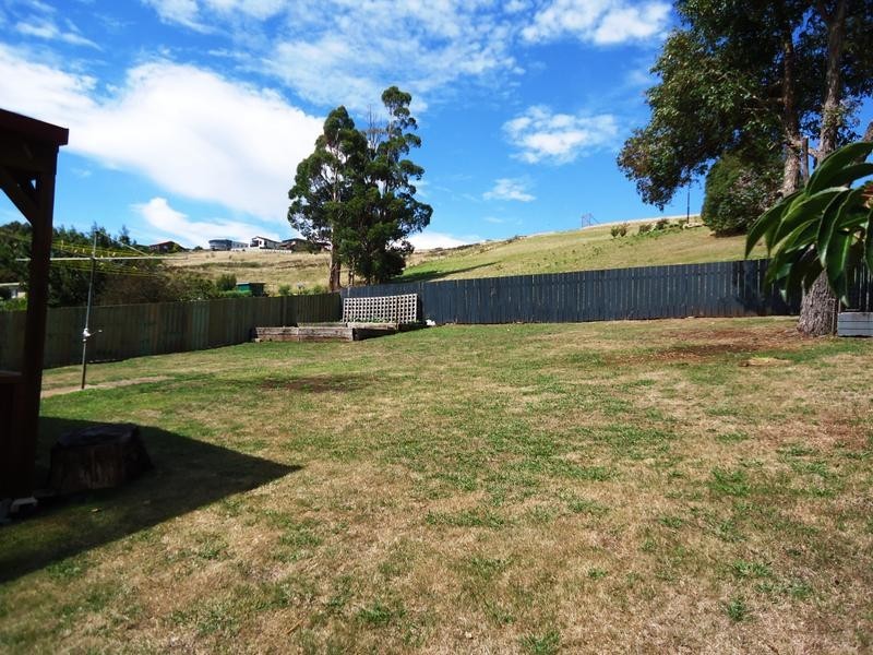 55 River Road, Ambleside TAS 7310