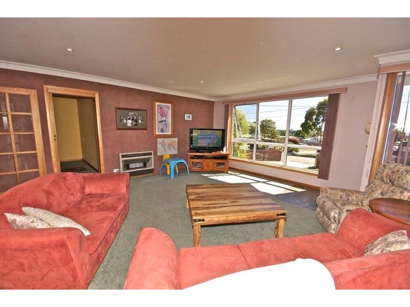 8 Glen Court, Devonport TAS 7310