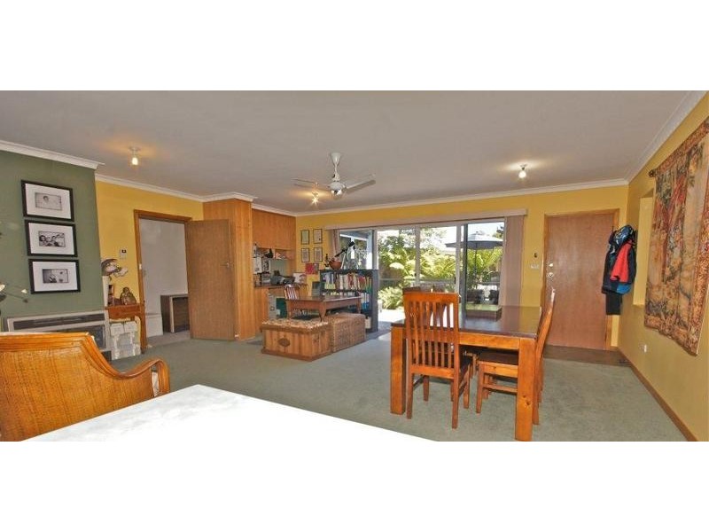 8 Glen Court, Devonport TAS 7310
