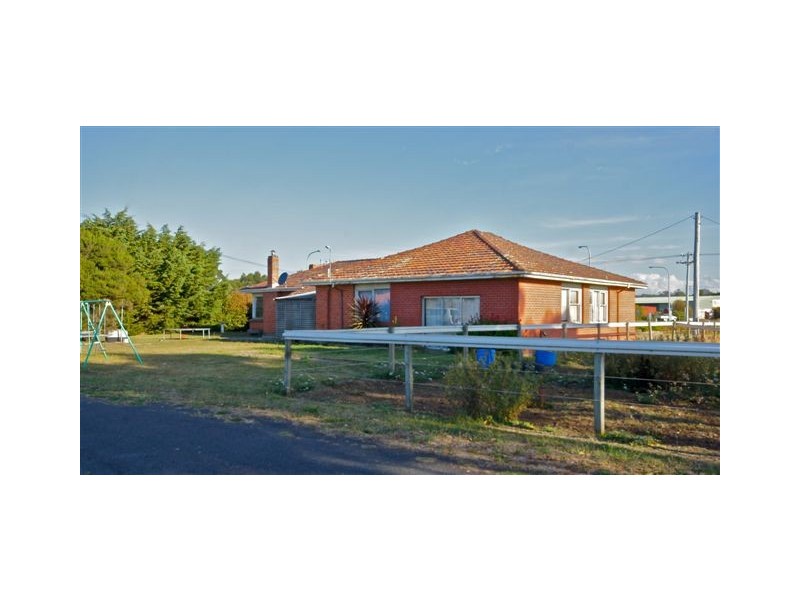 2 Piping Lane, East Devonport TAS 7310