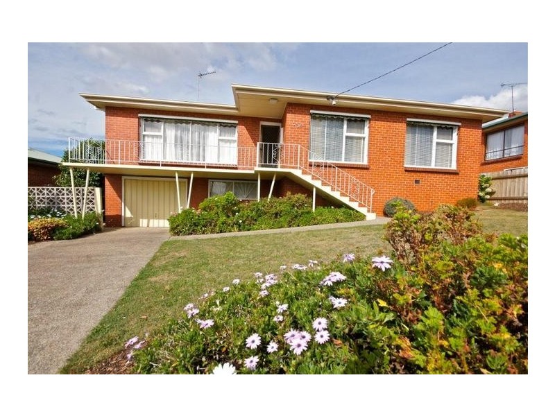 5 Clarke Street, Devonport TAS 7310