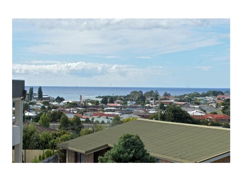 6 Dudley Crescent, Ulverstone TAS 7315