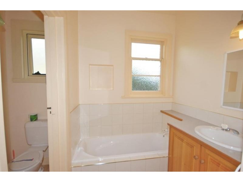 27 Hiller Street, Devonport TAS 7310