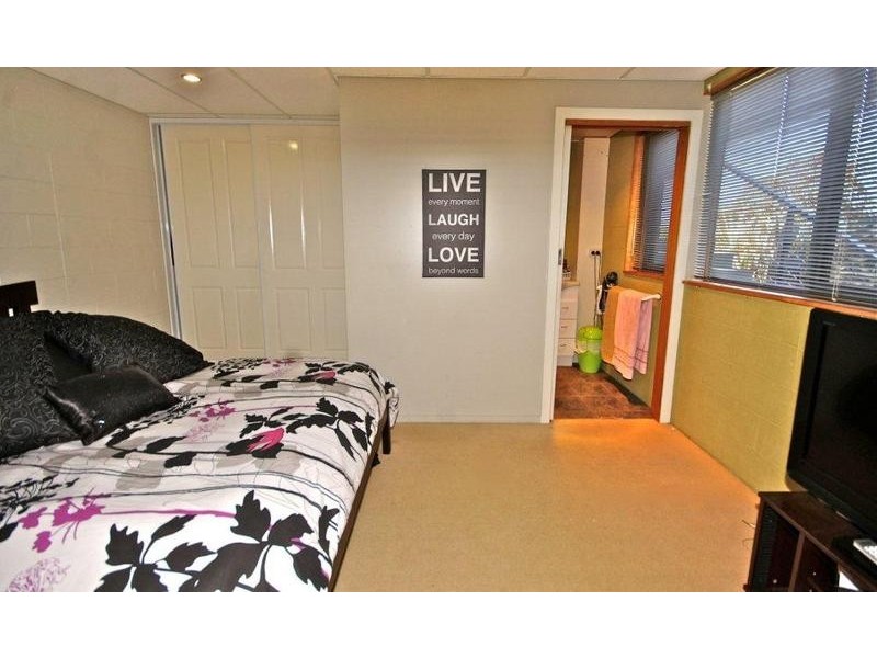 6 Haines Place, Devonport TAS 7310