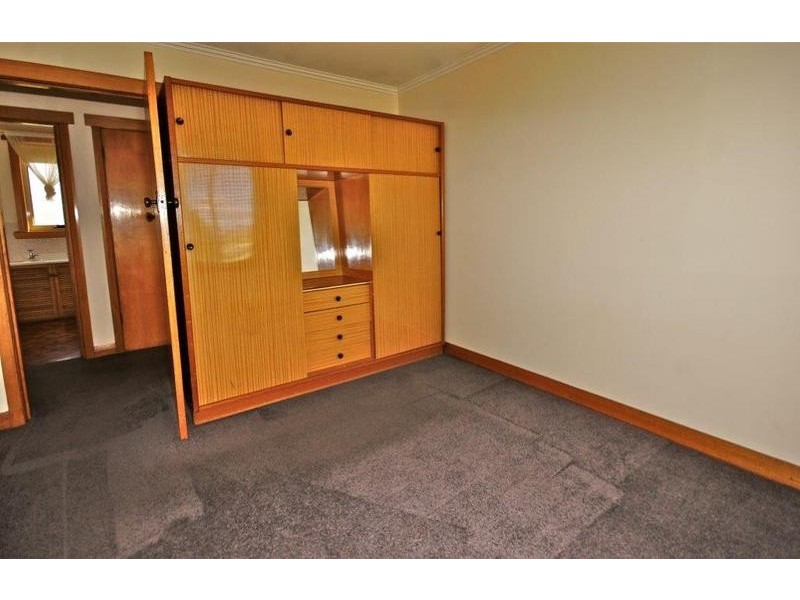 9 Raymond Avenue, Devonport TAS 7310