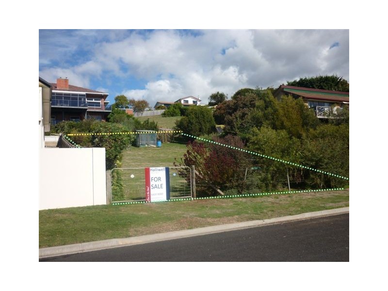 27 Eugene Street (West), Devonport TAS 7310