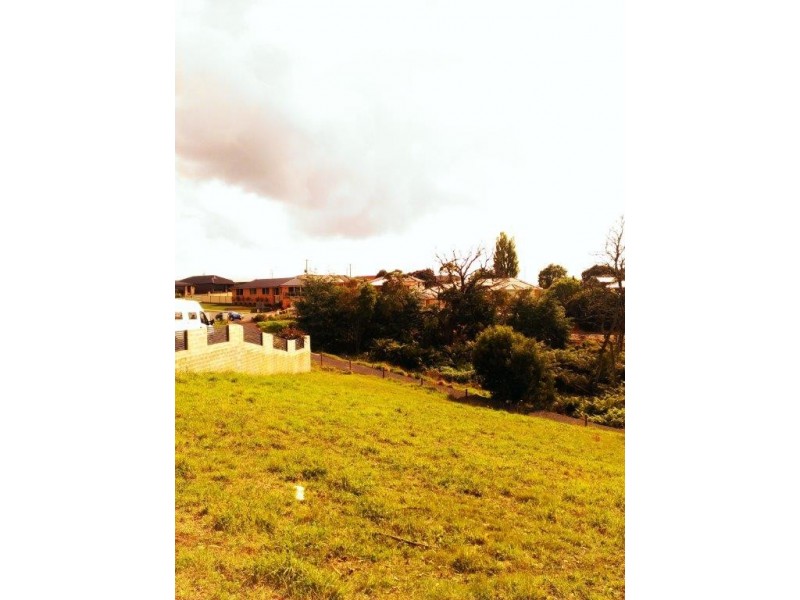 10 Langslow Drive, Miandetta TAS 7310