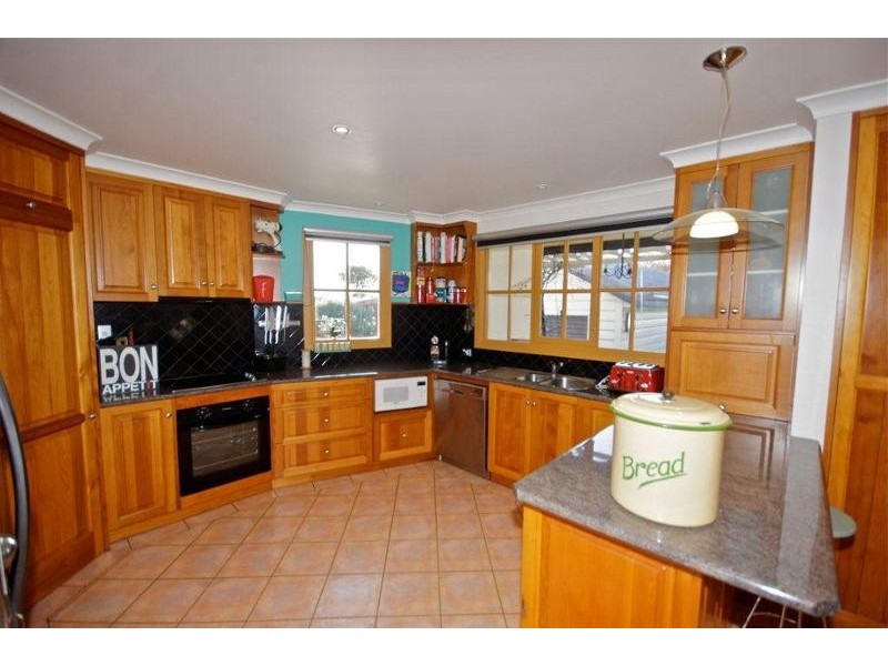 12 Nicholls Street, Devonport TAS 7310