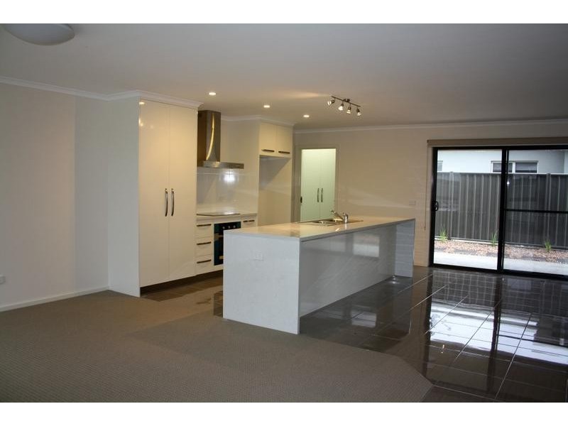 Unit 1/55 Haven Drive, Shearwater TAS 7307