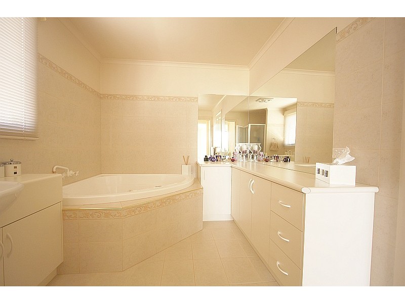 2 Vine Street, Hawley Beach TAS 7307