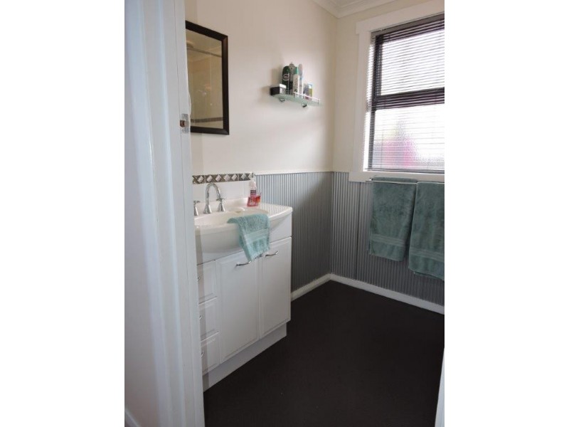 206 Oldaker Street, Devonport TAS 7310