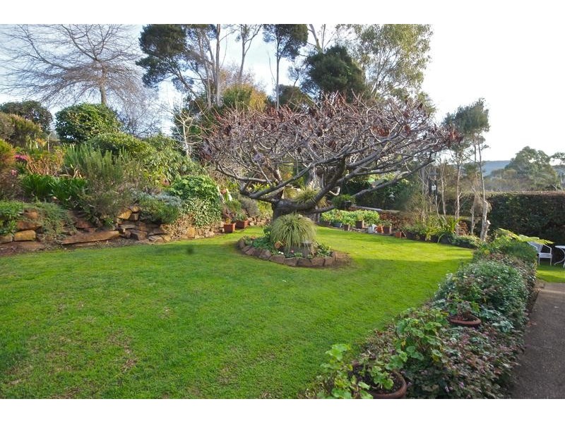 10 Highfield Road, Ambleside TAS 7310