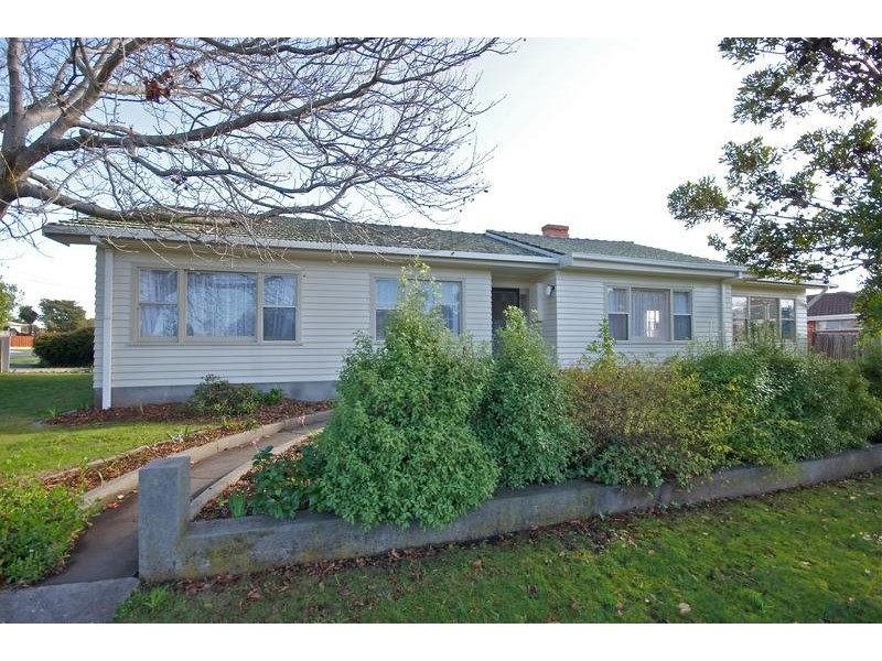 8 Nicholls Street, Devonport TAS 7310