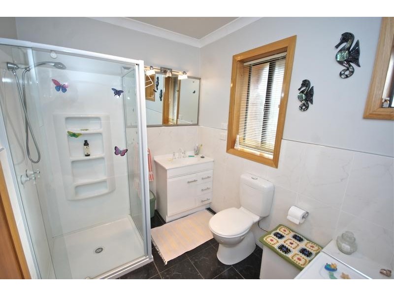 1 Bayview Avenue, Ambleside TAS 7310