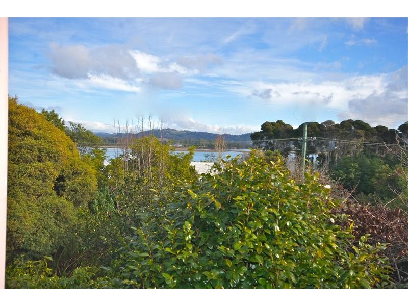 1 Bayview Avenue, Ambleside TAS 7310