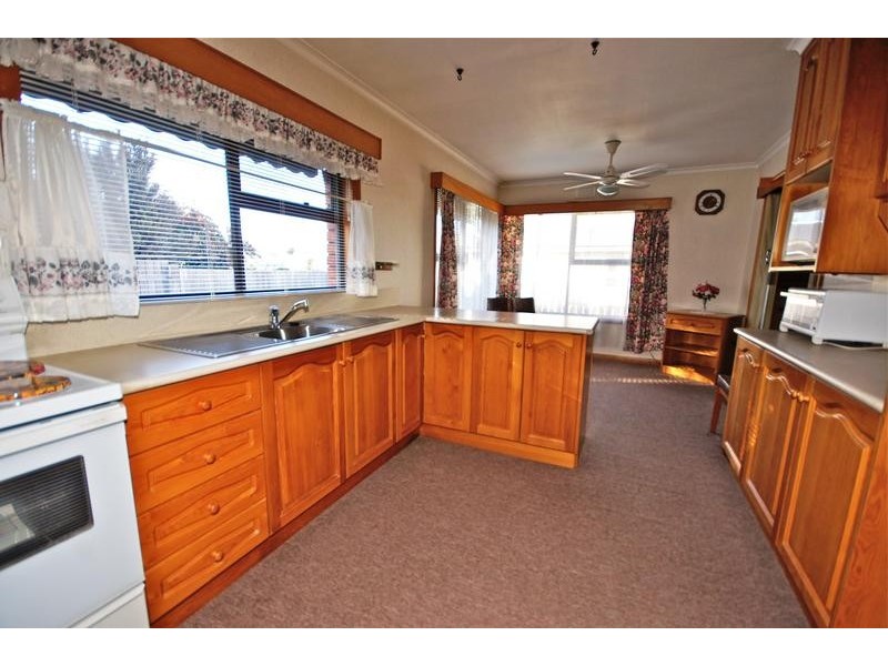 4 Aurora Place, Devonport TAS 7310