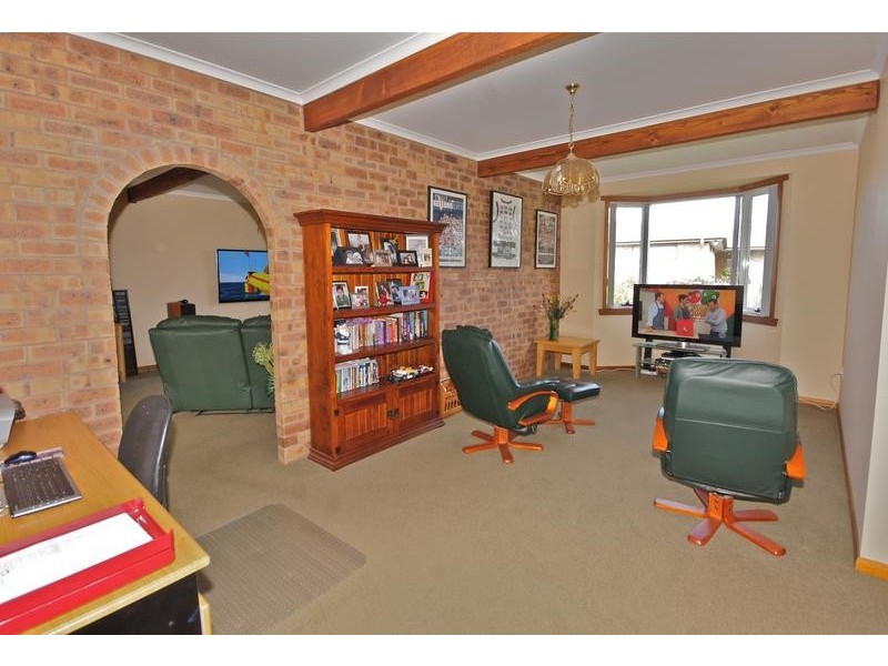 42 Park Drive, Ambleside TAS 7310