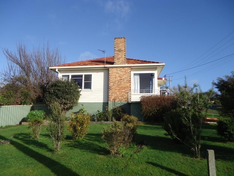 85 Nixon Street, Devonport TAS 7310