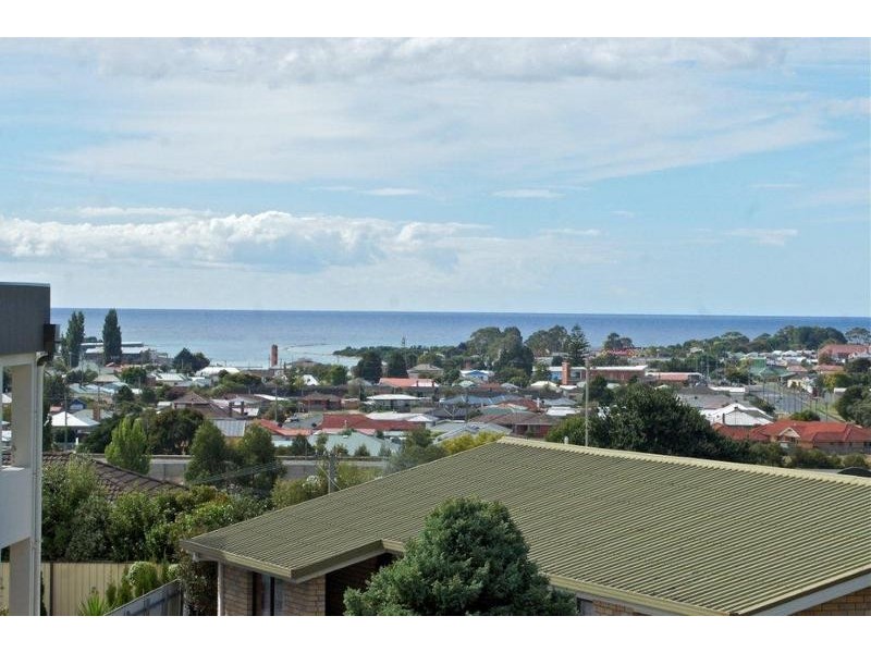 6 Dudley Crescent, Ulverstone TAS 7315